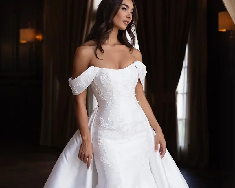 Martina Liana Trunk Show Main Image