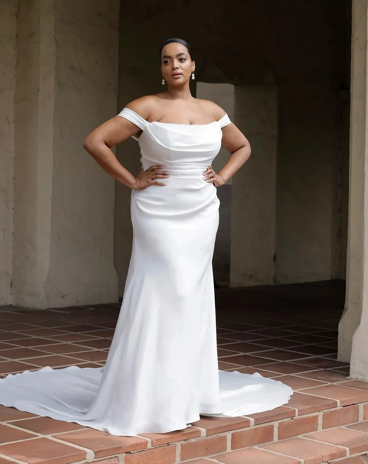 Off-the-Shoulder Column Plus-Size Wedding Dress