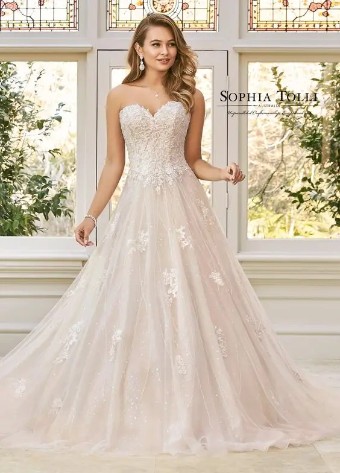 Eva's Bridal International Aspen #0 default thumbnail