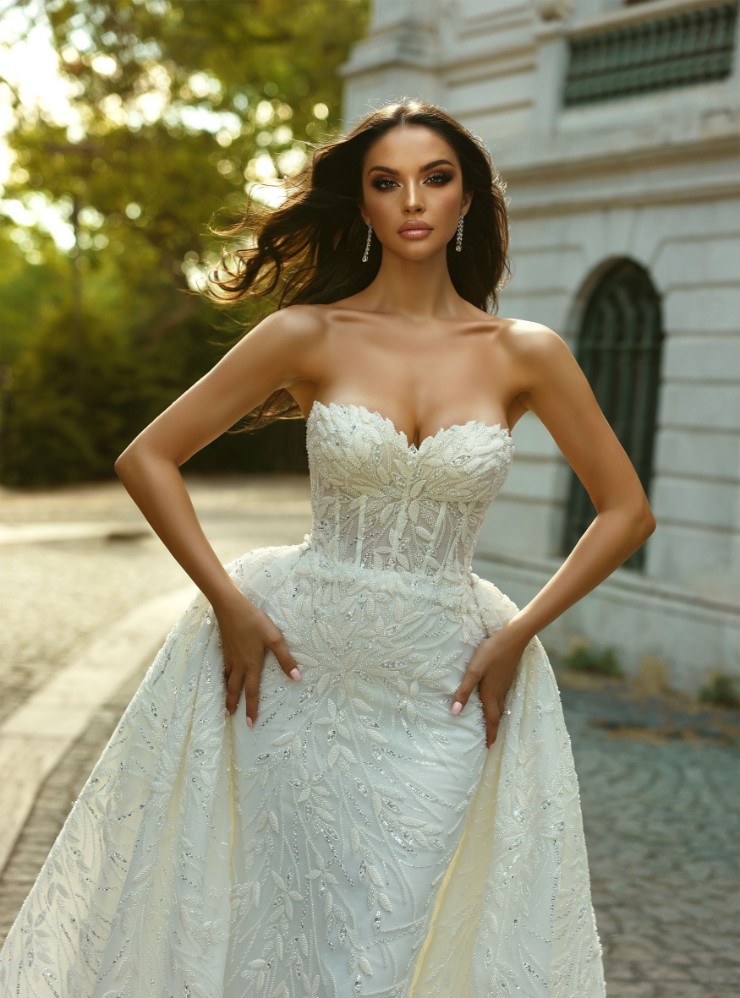 Diamond Collection Backface Thumbnail Image