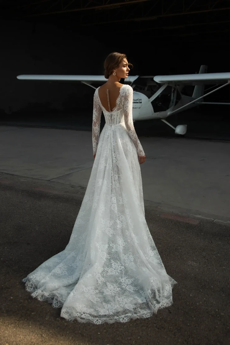 The Amber Collection Backface Thumbnail Image