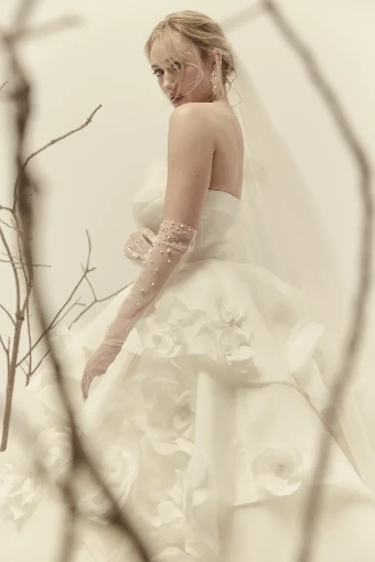 Annarita Couture Bianca #2 thumbnail